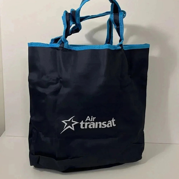 ⭐️3/$15 Travel Bundle - Picture 3 of 3